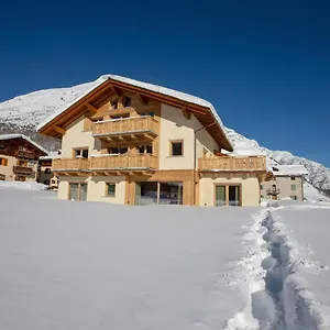 chalet-cuna-bela.it-lombardy.com/