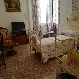 Couette-café Tanina, Sassari
